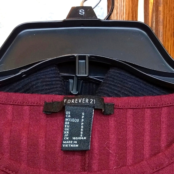 Forever 21 Maroon Dress - Picture 2 of 3